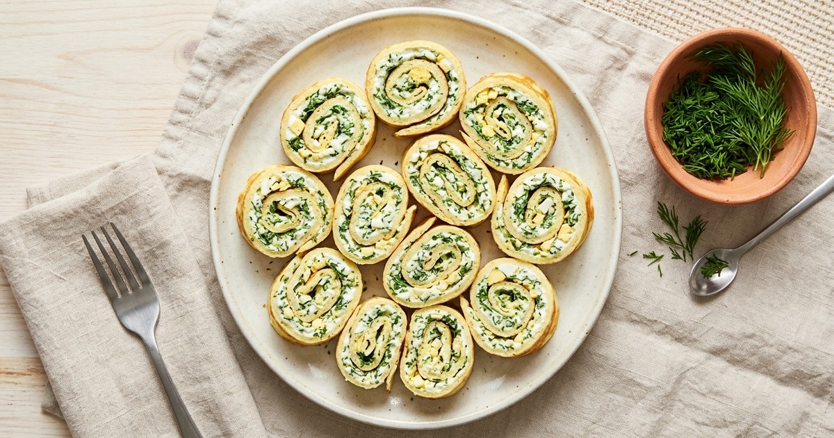 Scandinavian Egg and Dill Cottage Cheese Pinwheels: Batch Protein Snack