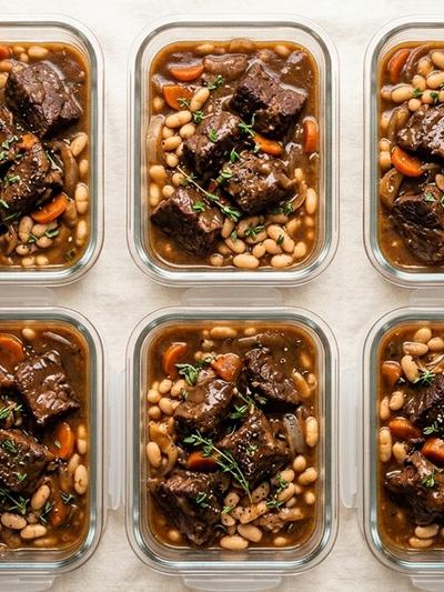 Meal Prep Flemish Beef Carbonnade with White Beans and Thyme