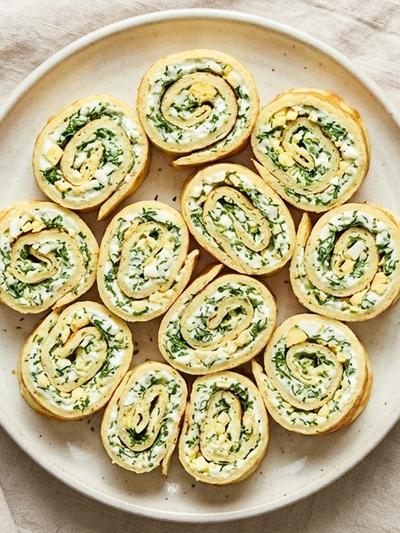 Scandinavian Egg and Dill Cottage Cheese Pinwheels: Batch Protein Snack