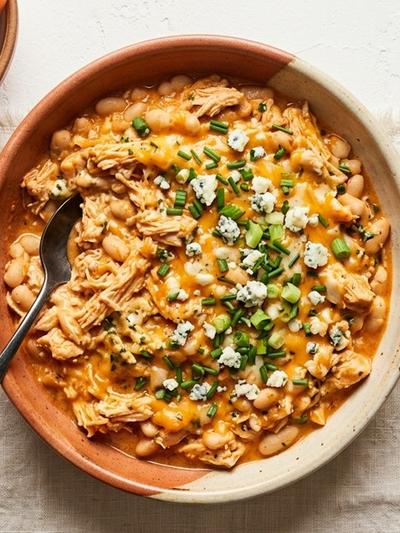Slow Cooker Buffalo Chicken and White Bean Protein Dip